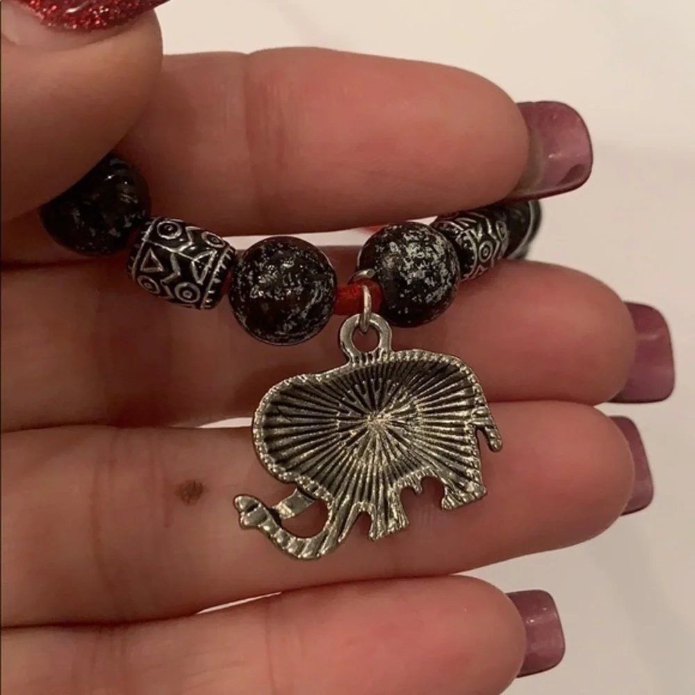 Elephant charm pendant colorful crystals leather - Picture 4 of 9